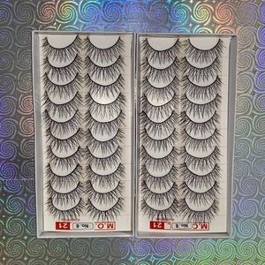 Model 21 Fashion Lashes